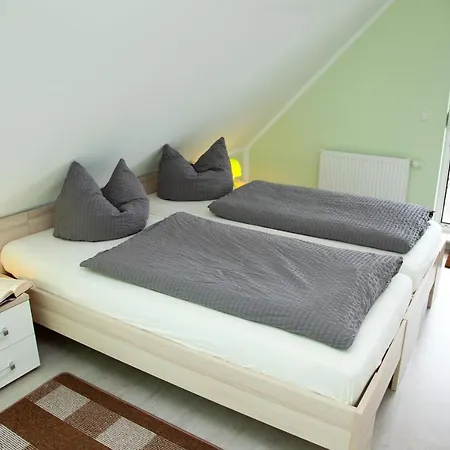 Ferienhaus Inselstrasse Hébergement de vacances Zielow